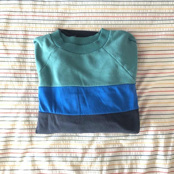 American Eagle Outfitters Sweaters - American Eagle Oversized Crew Neck Sweater